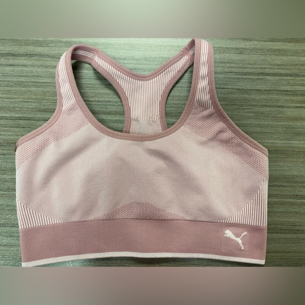 4 for $25  💗 Puma Blush Pink Mesh Panel Sports Bra Size L 💗